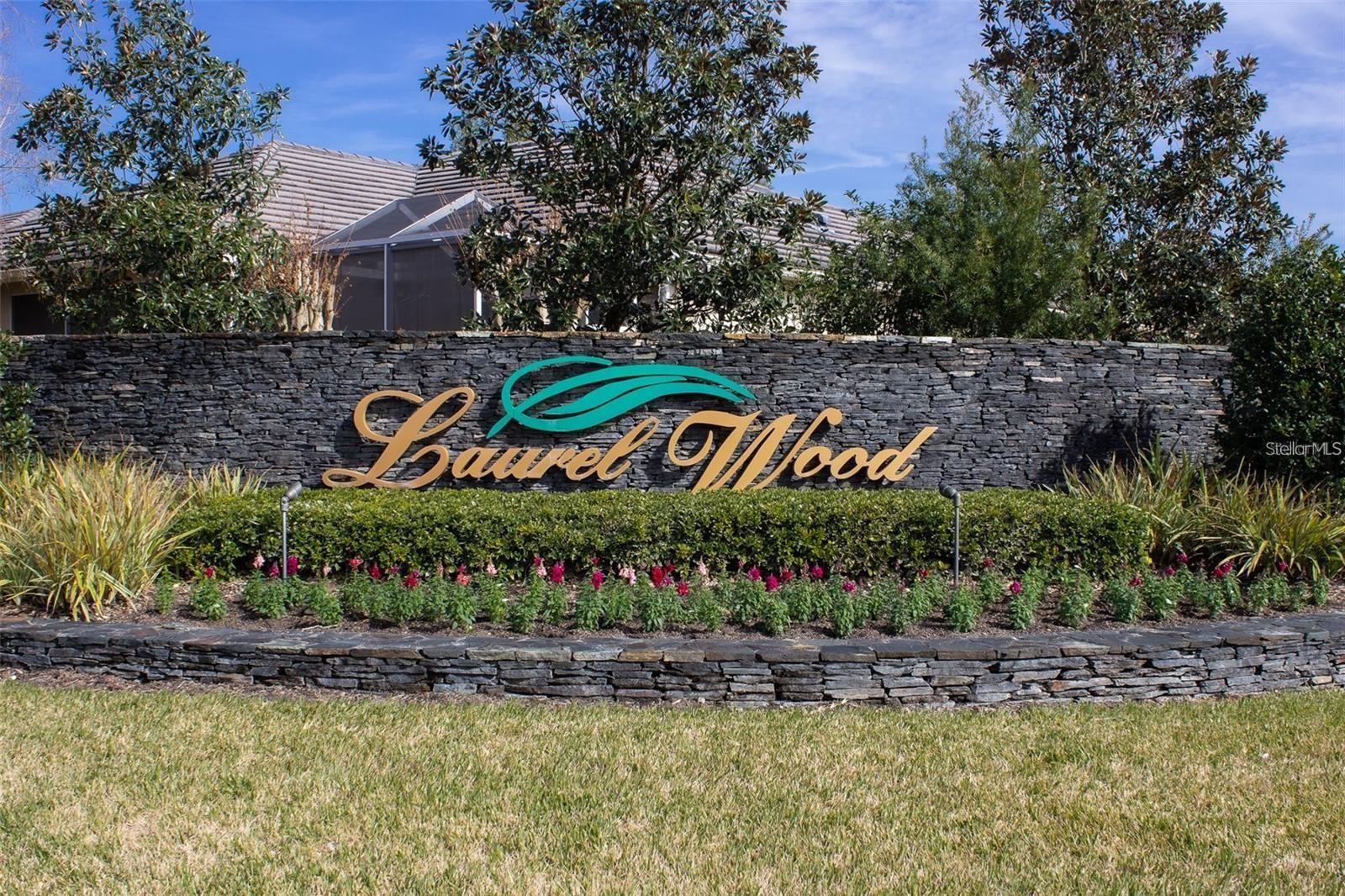 LAUREL WOOD - Residential