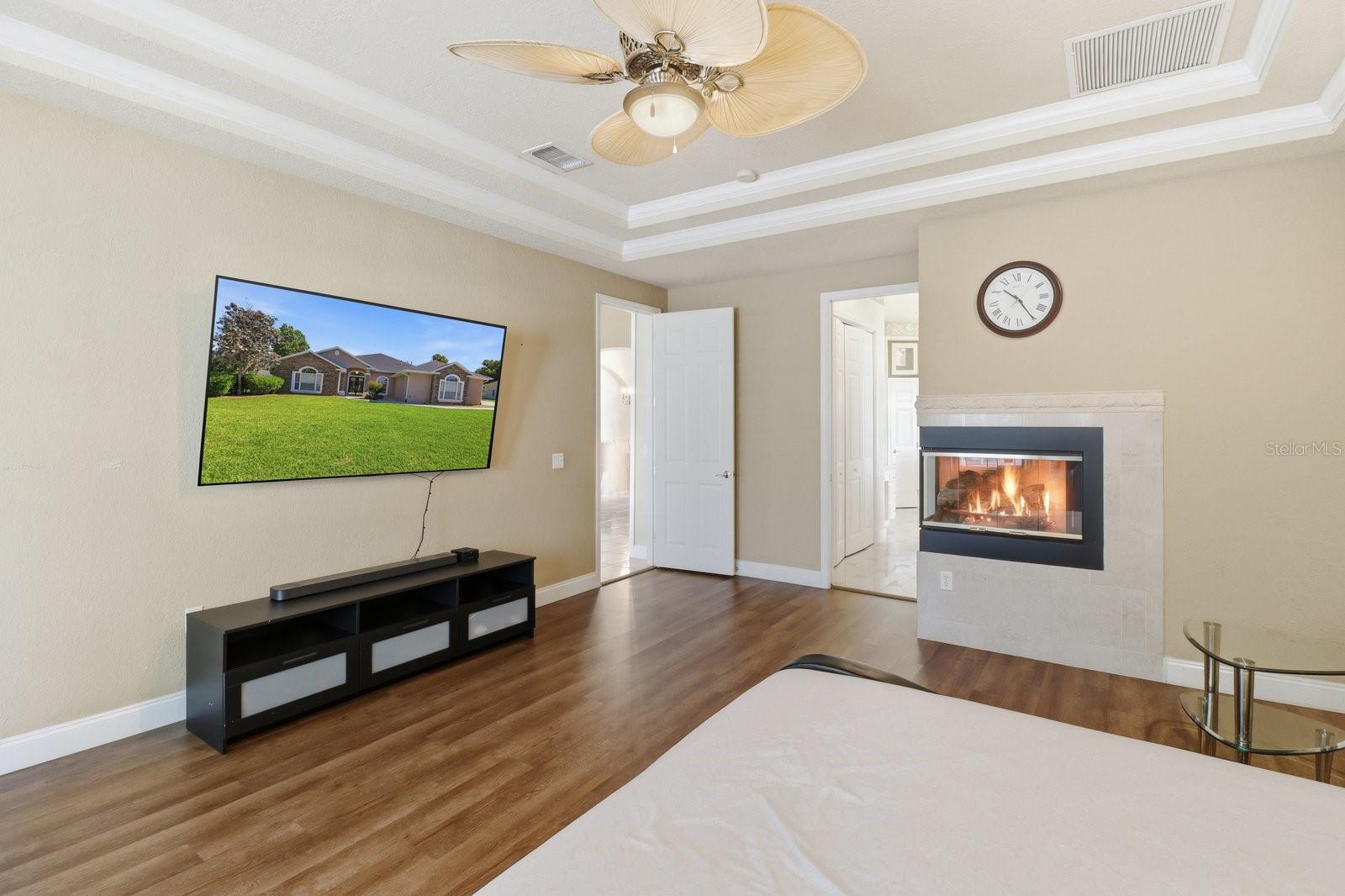 LAUREL WOOD - Residential