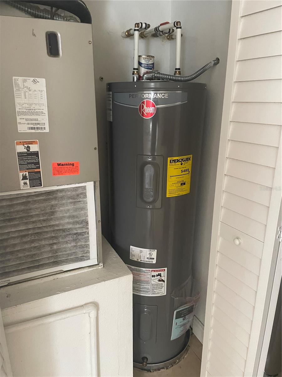 CLUB CORTILE CONDO PH 7 - Residential