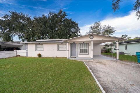 Photo of 356 Fanfair Avenue, Orlando, FL 32811 (MLS # O6373421)