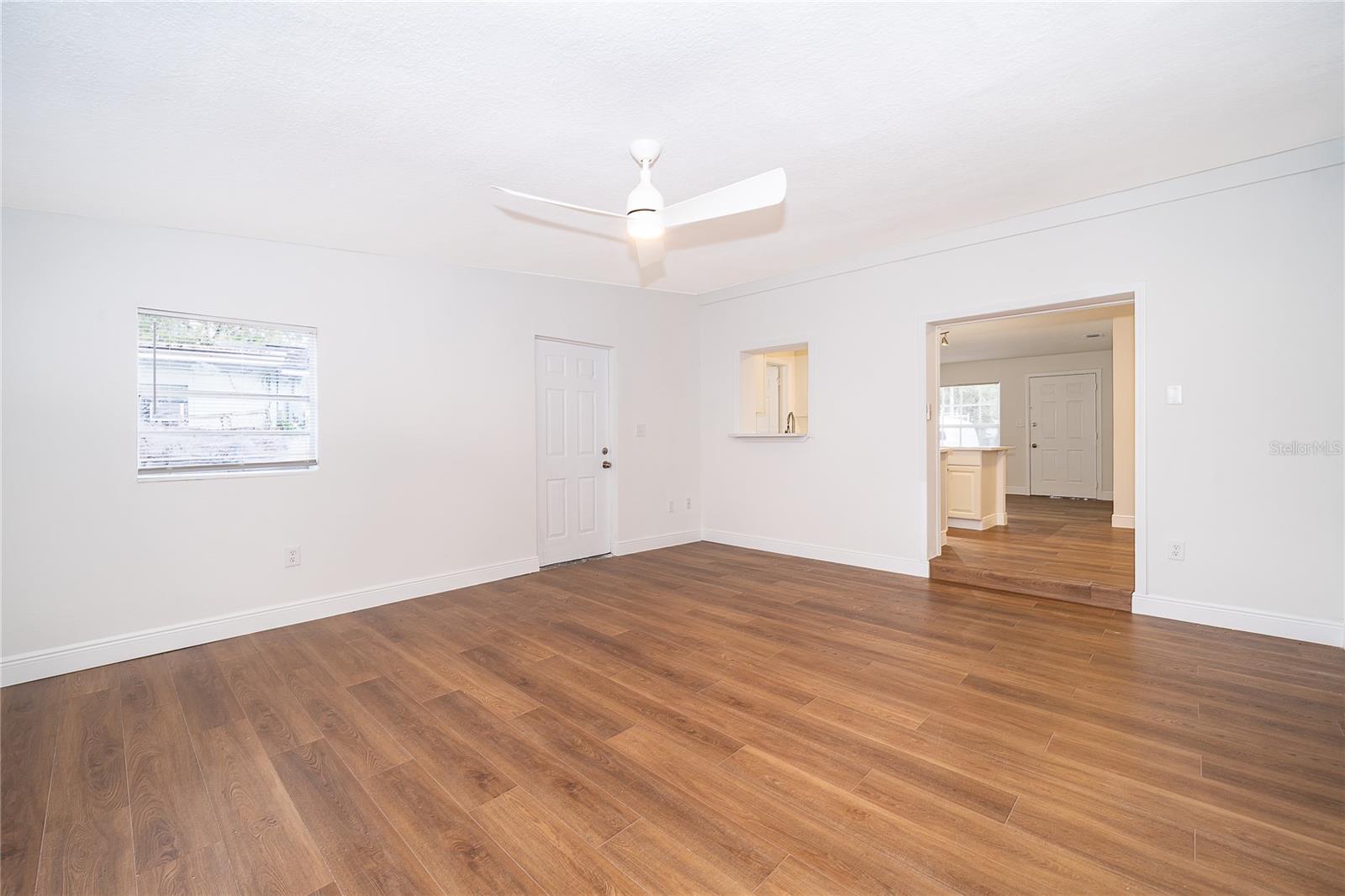 MALIBU GROVES - Residential