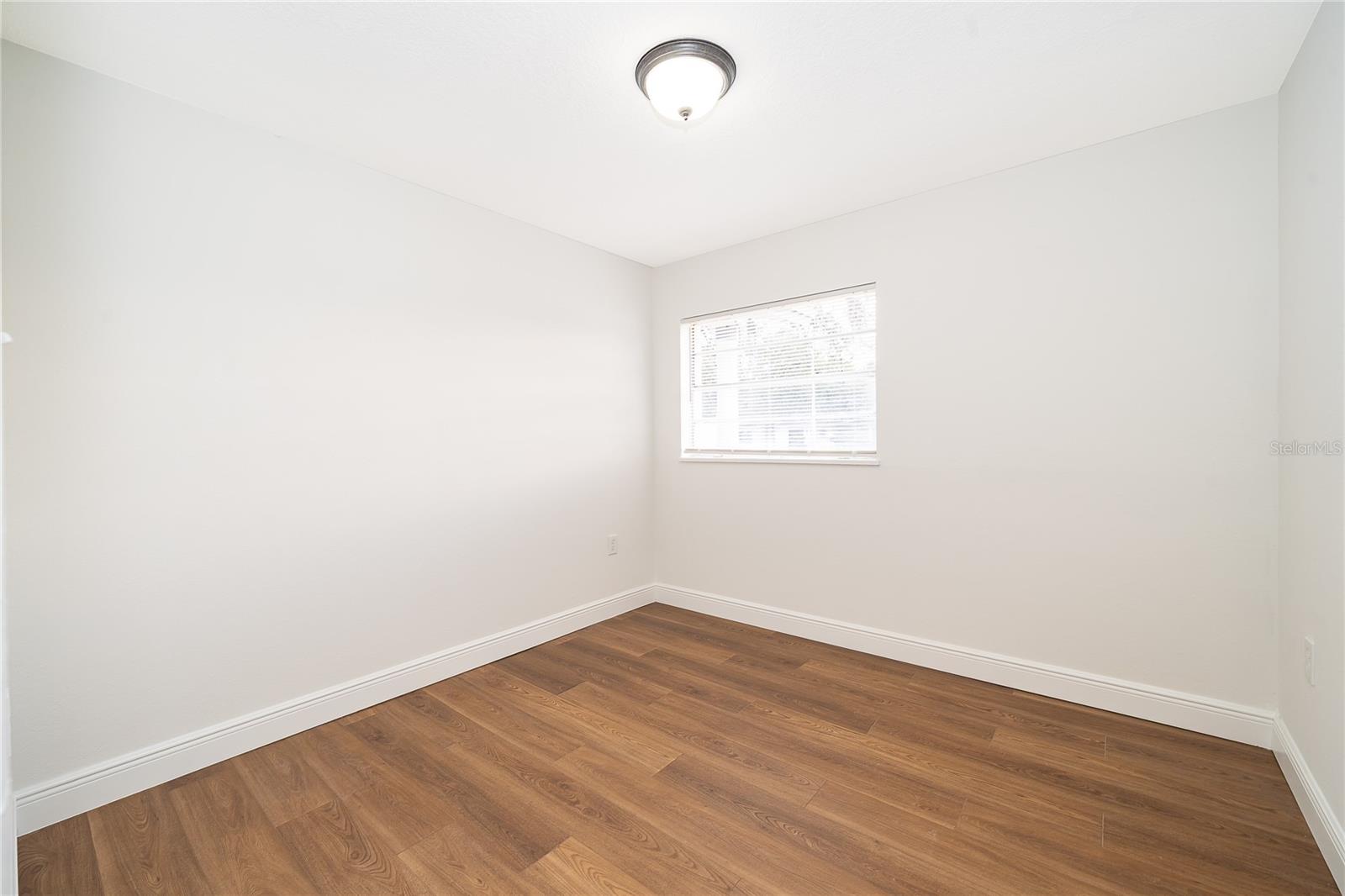 MALIBU GROVES - Residential