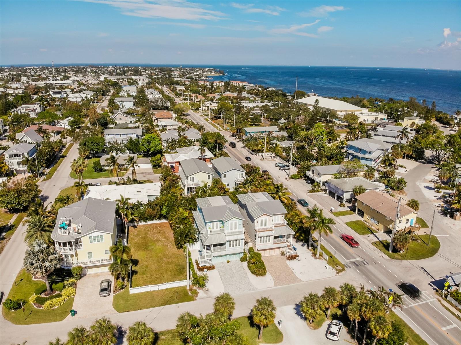 BEACHY VILLAS - Residential