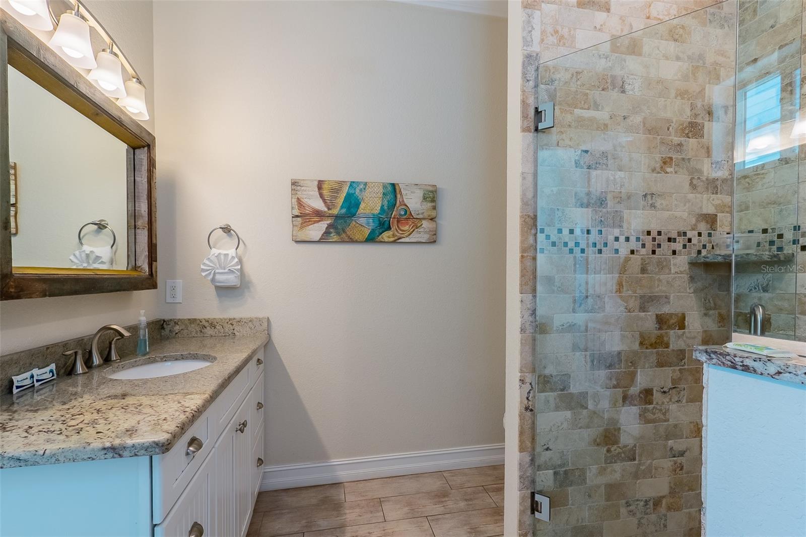 BEACHY VILLAS - Residential