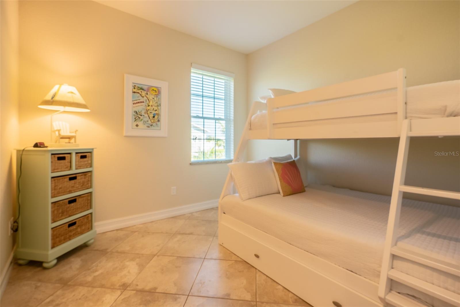 BEACHY VILLAS - Residential