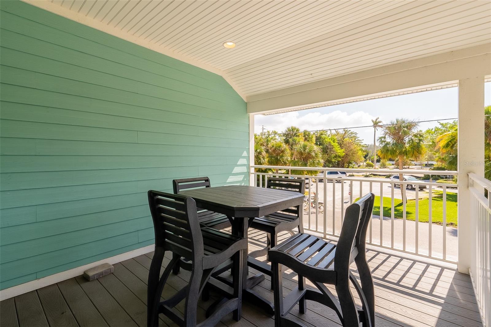 BEACHY VILLAS - Residential