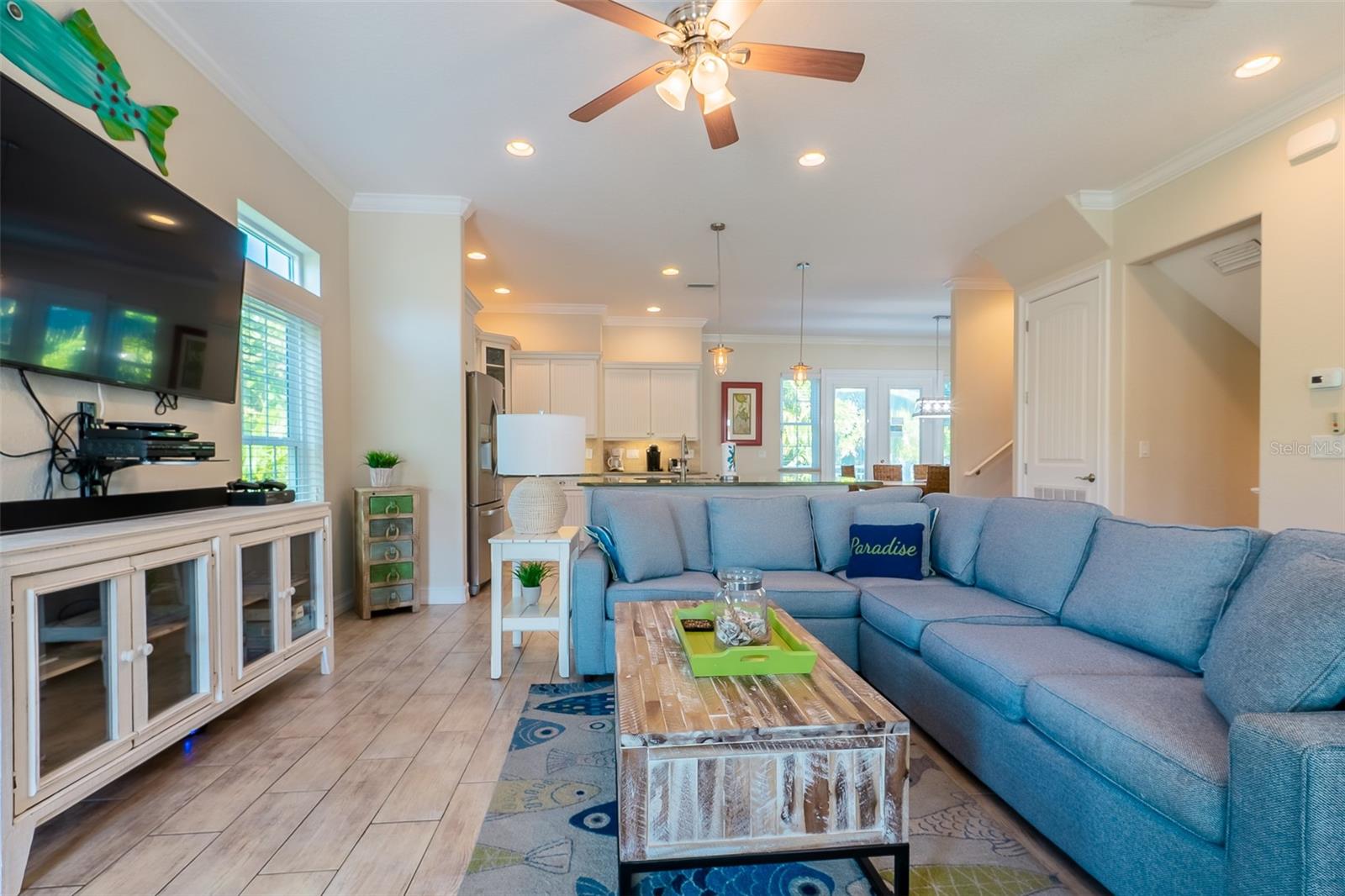 BEACHY VILLAS - Residential