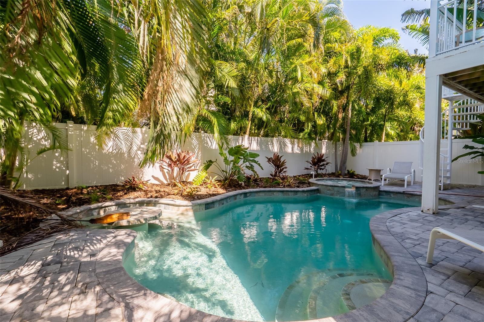 BEACHY VILLAS - Residential