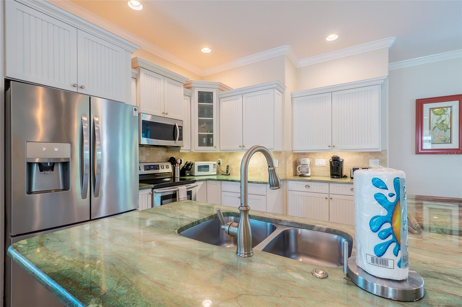 BEACHY VILLAS - Residential