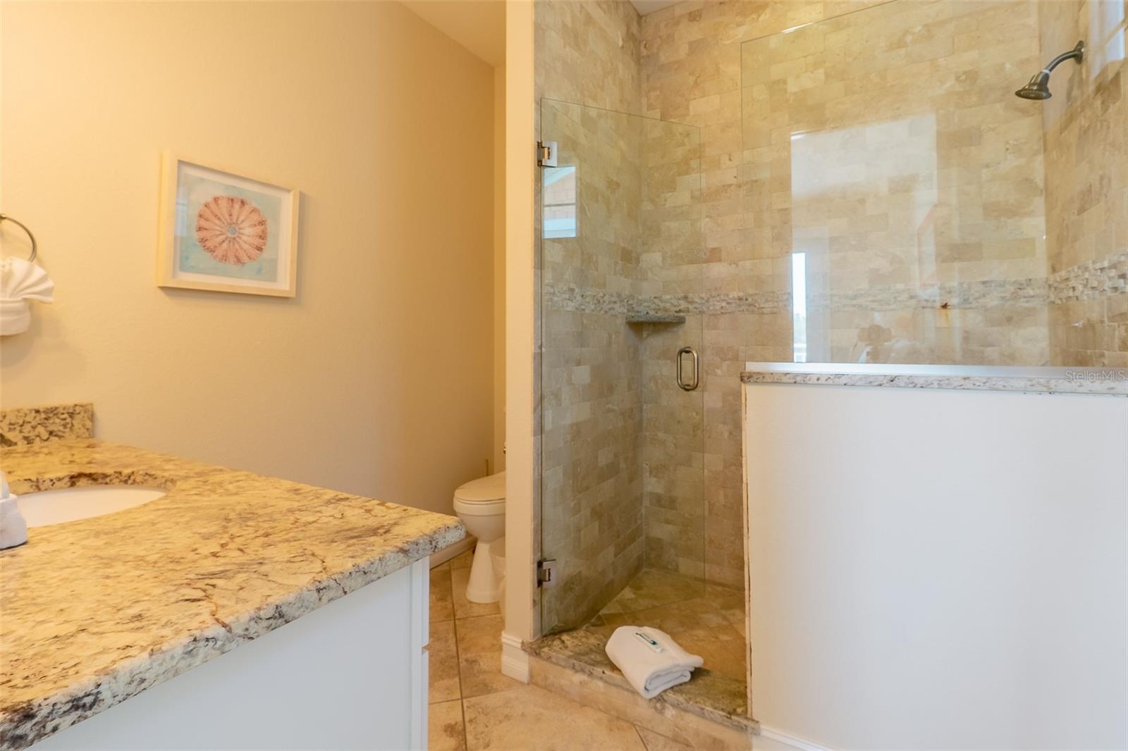 BEACHY VILLAS - Residential