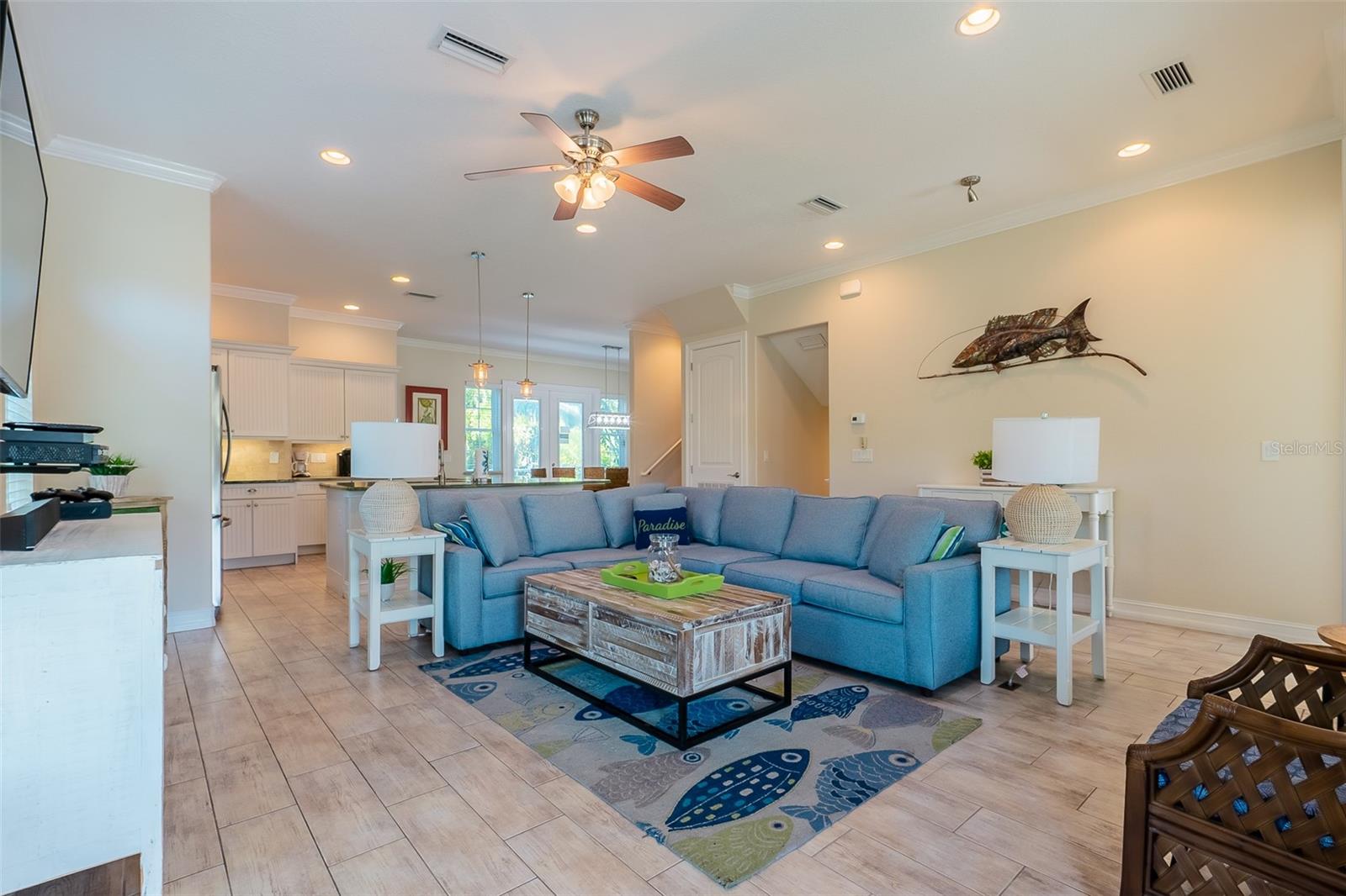 BEACHY VILLAS - Residential