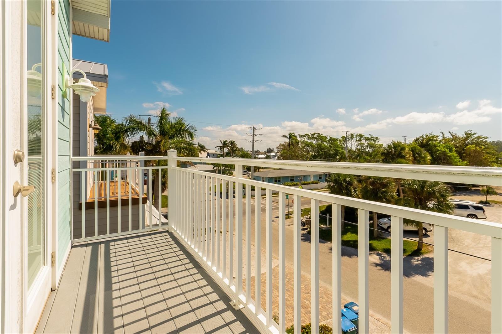 BEACHY VILLAS - Residential