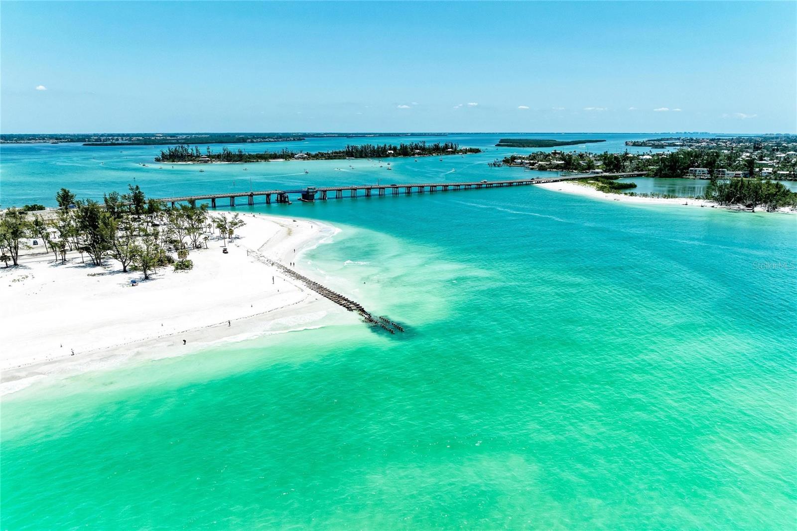 SOUTHWINDS AT FIVE LAKES CONDO - Residential