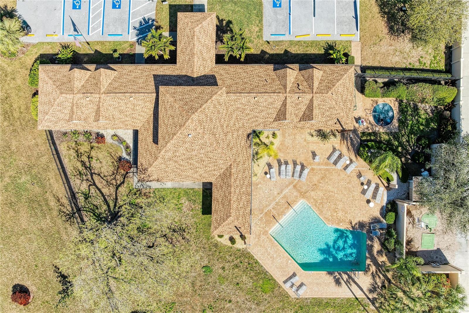 SOUTHWINDS AT FIVE LAKES CONDO - Residential