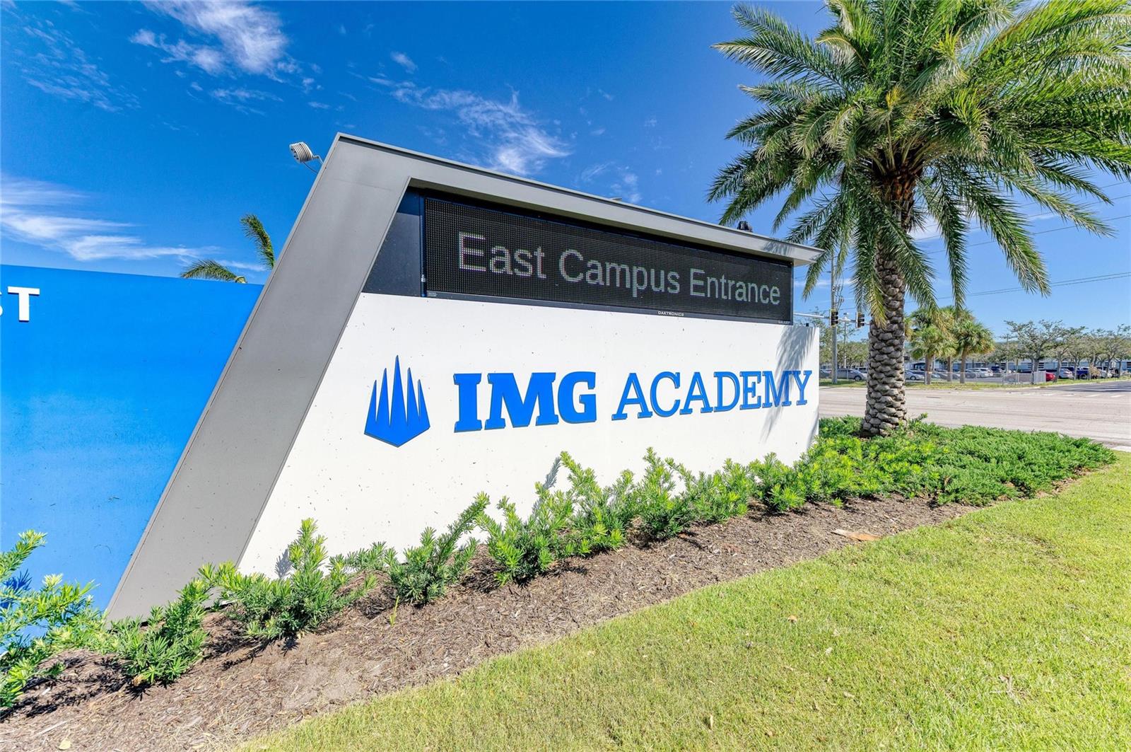 SOUTHWINDS AT FIVE LAKES CONDO - Residential