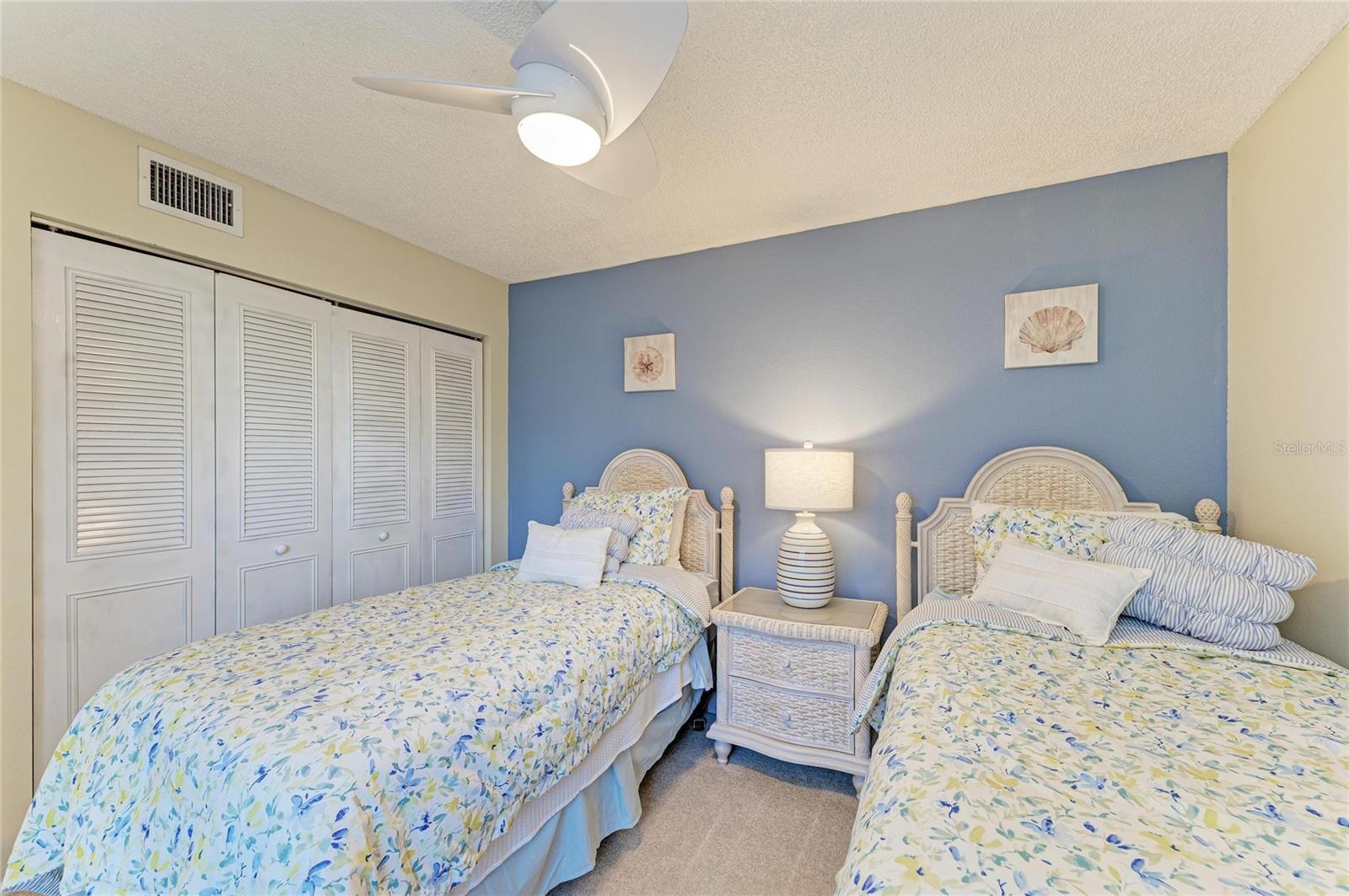 SOUTHWINDS AT FIVE LAKES CONDO - Residential