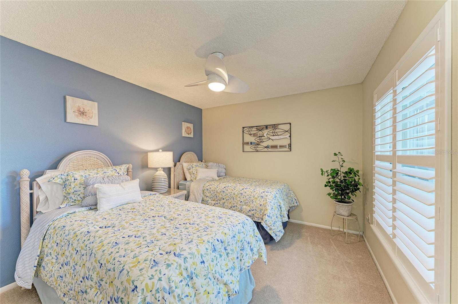 SOUTHWINDS AT FIVE LAKES CONDO - Residential