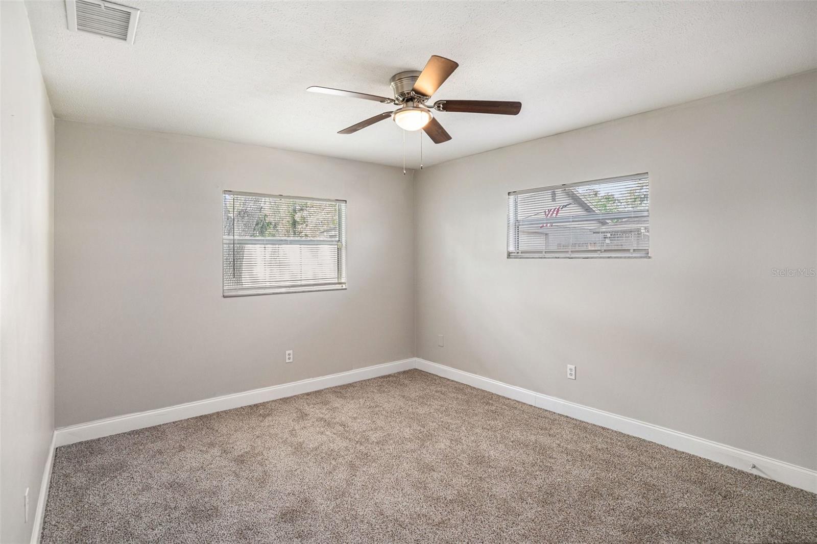 SOUTHWOOD HILLS UNIT 04 - Residential