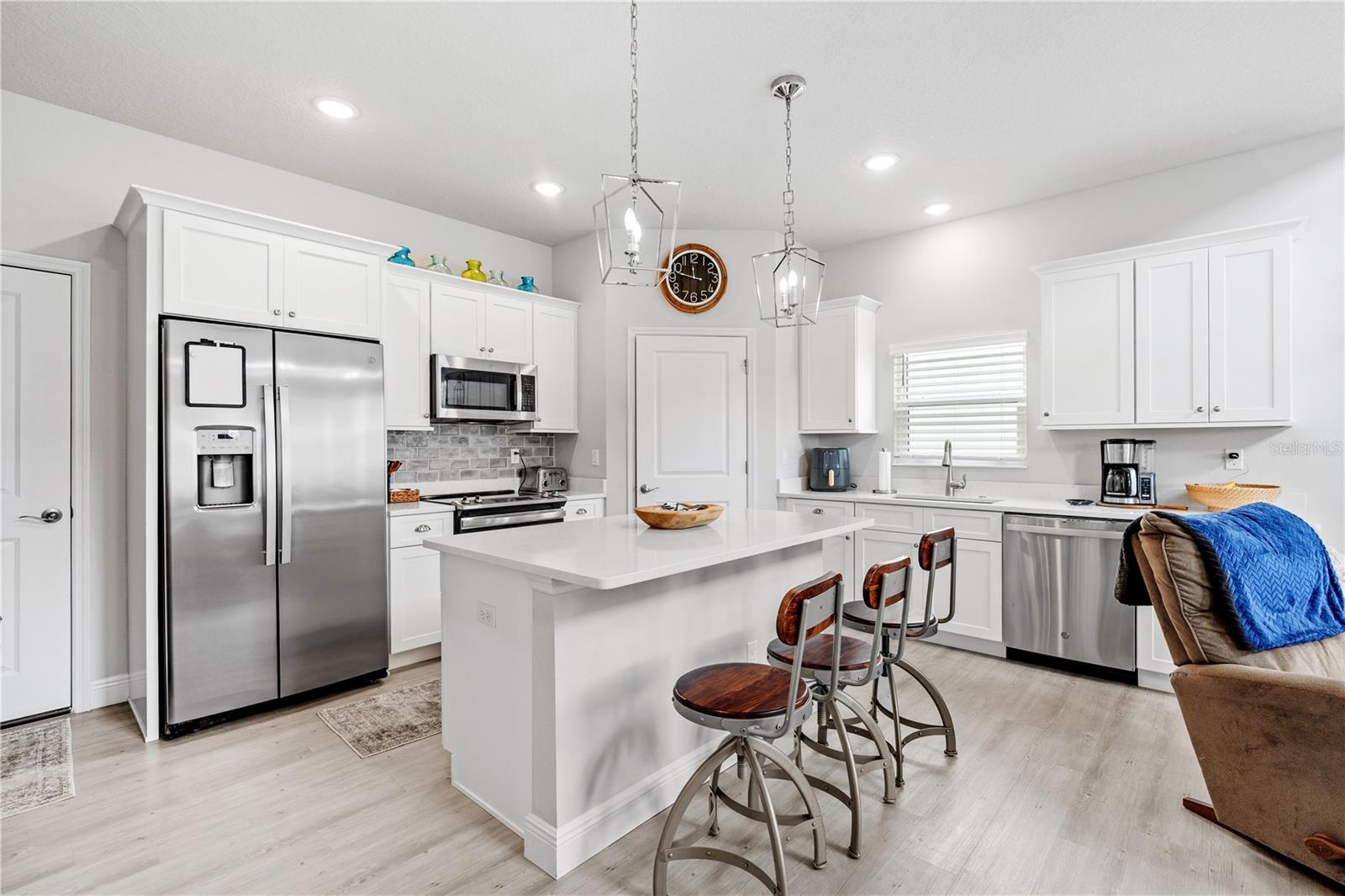 PALMS - PHASE 5 MB 62 PGS 73-77 - Residential