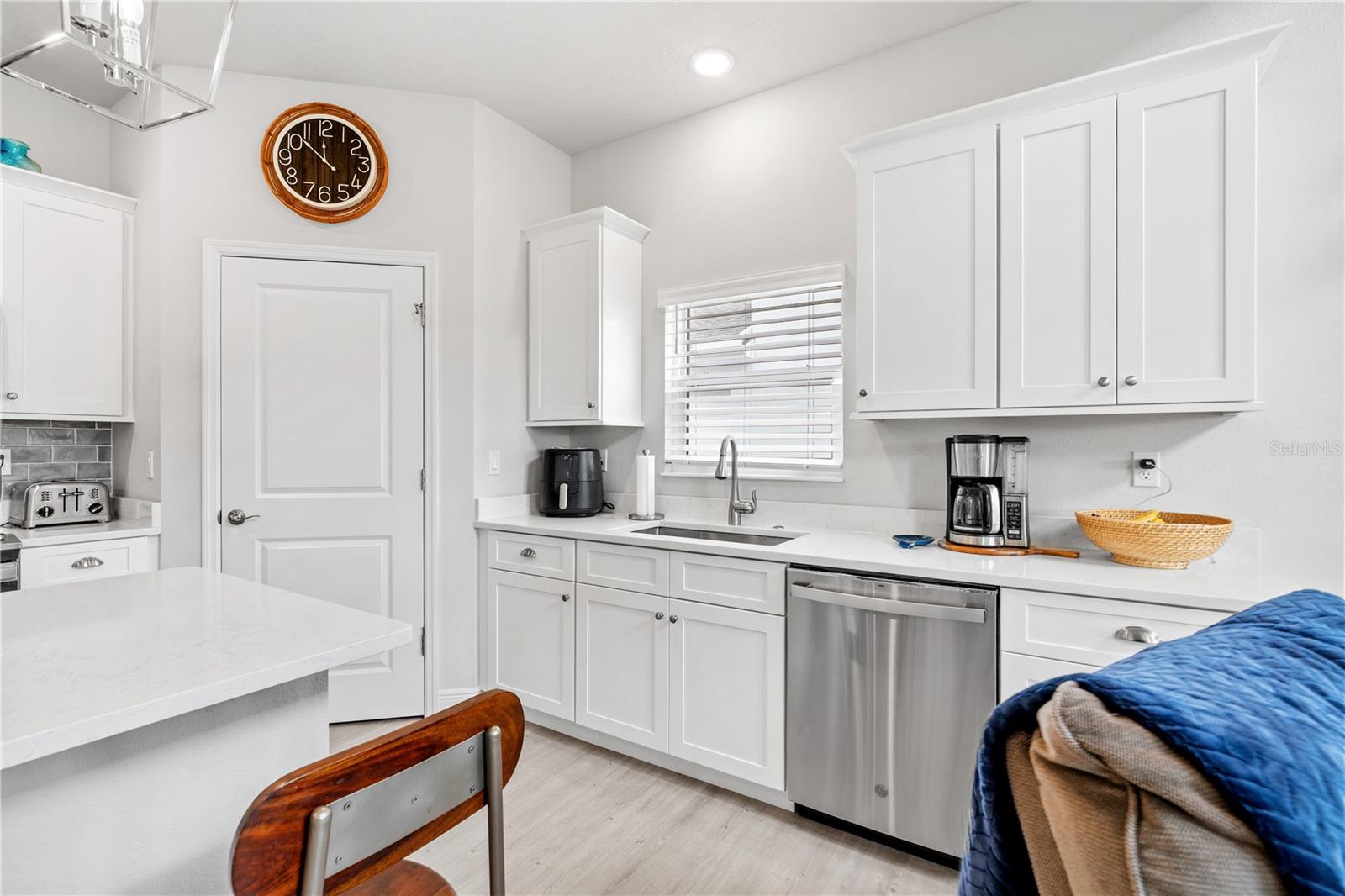 PALMS - PHASE 5 MB 62 PGS 73-77 - Residential