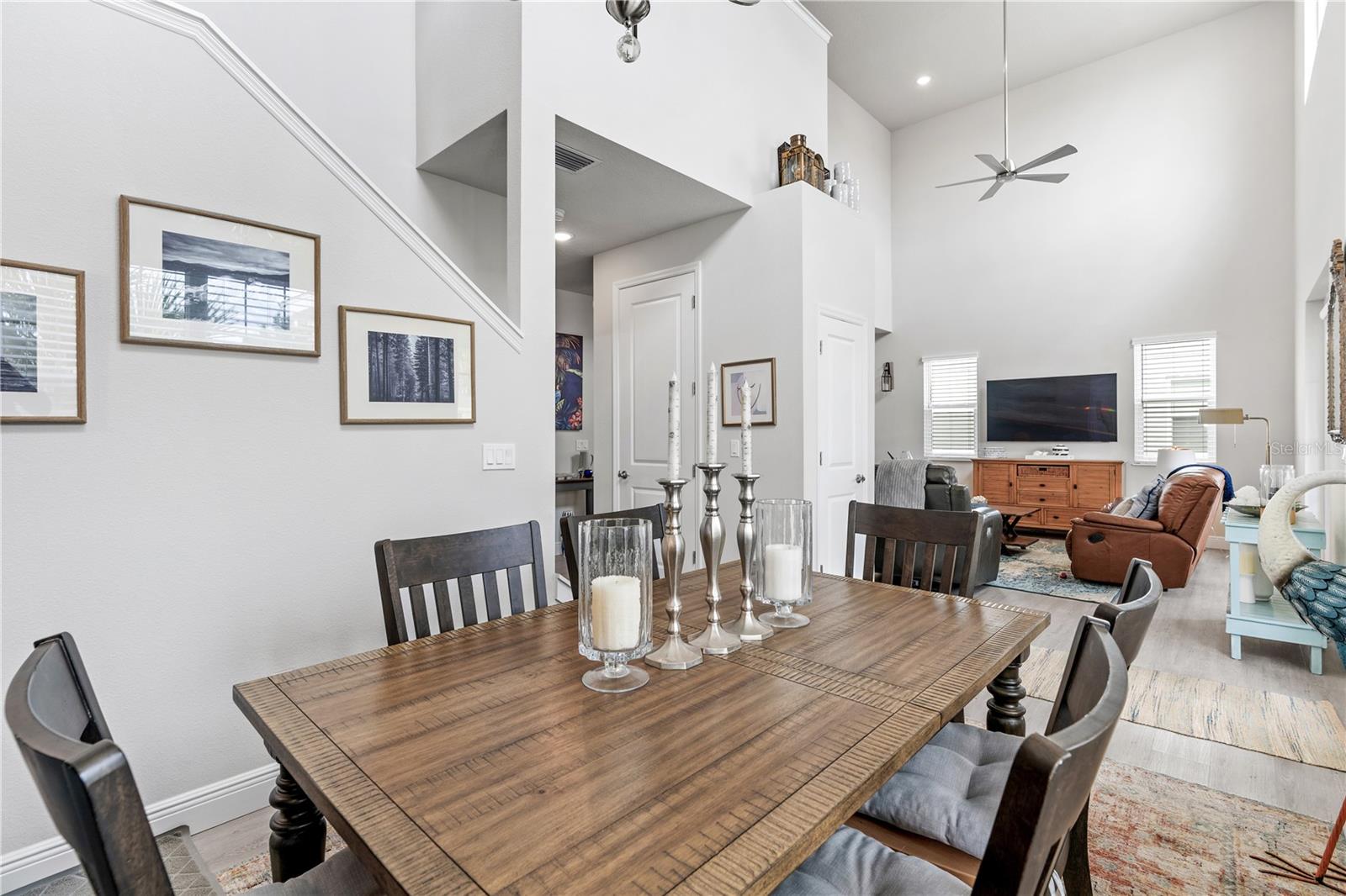 PALMS - PHASE 5 MB 62 PGS 73-77 - Residential