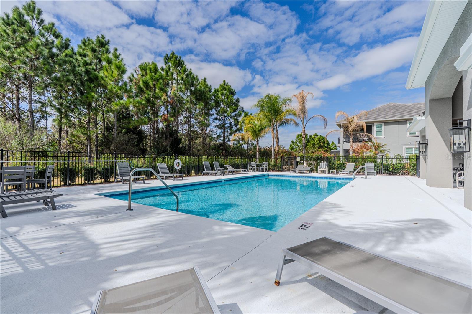 PALMS - PHASE 5 MB 62 PGS 73-77 - Residential