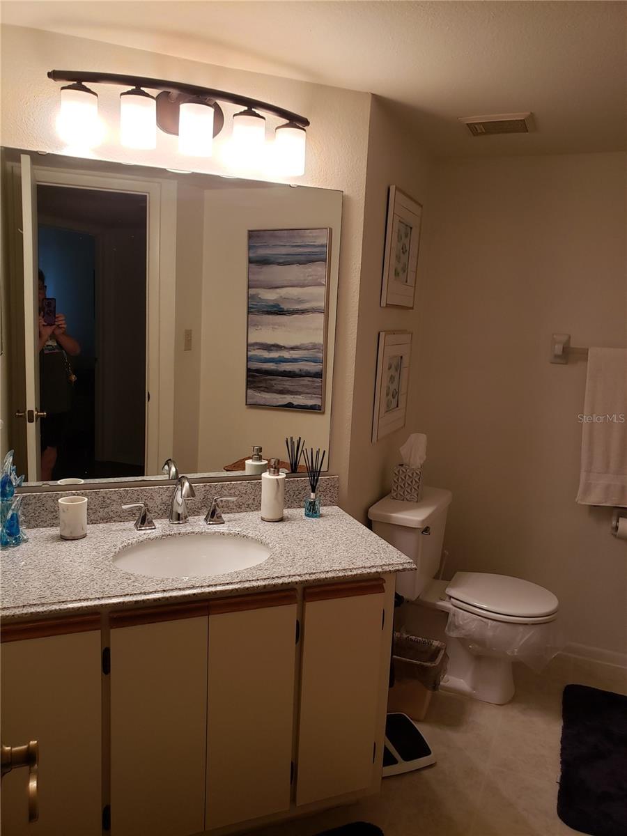 OAKS 03 - Residential Lease