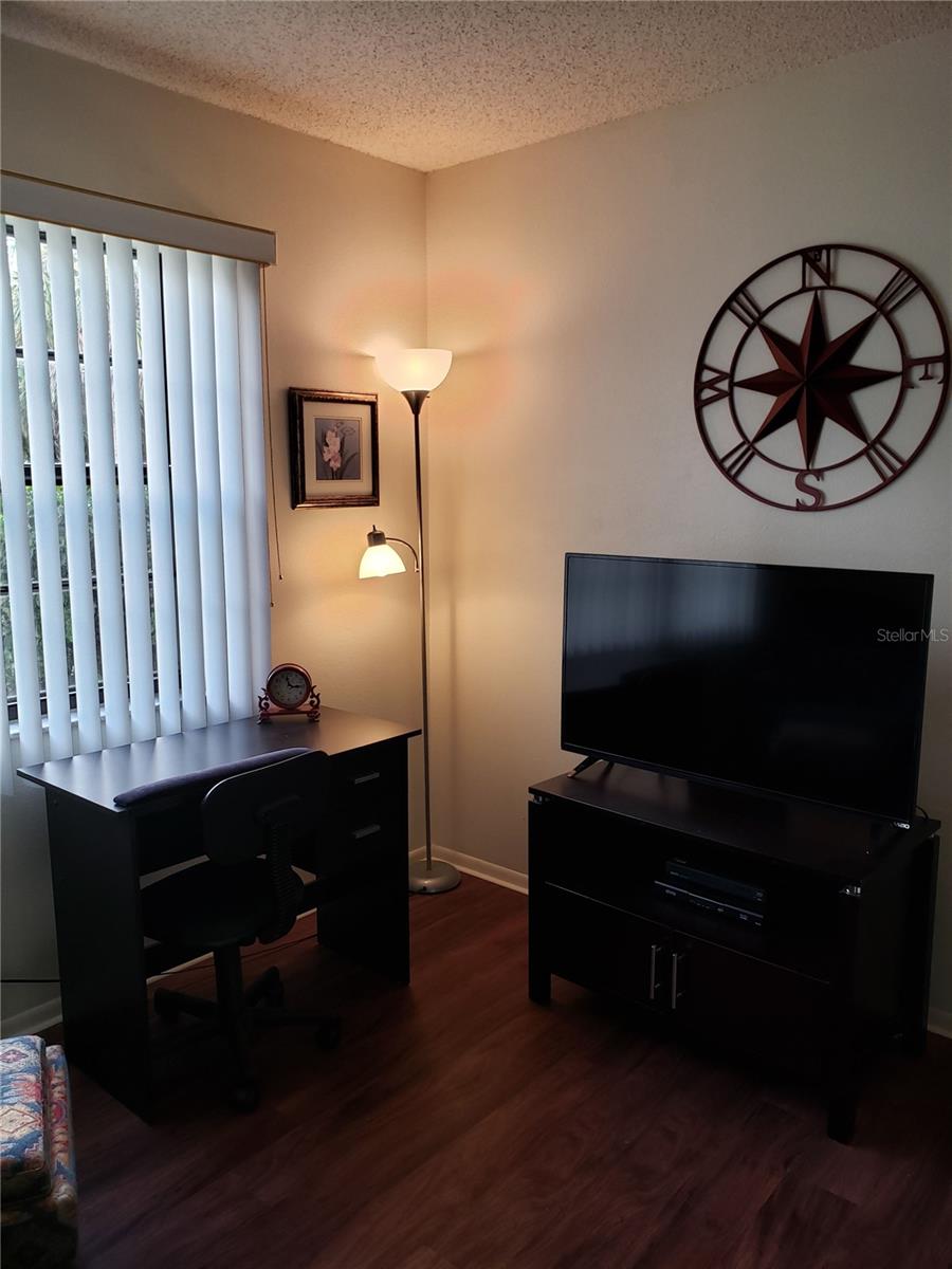 OAKS 03 - Residential Lease