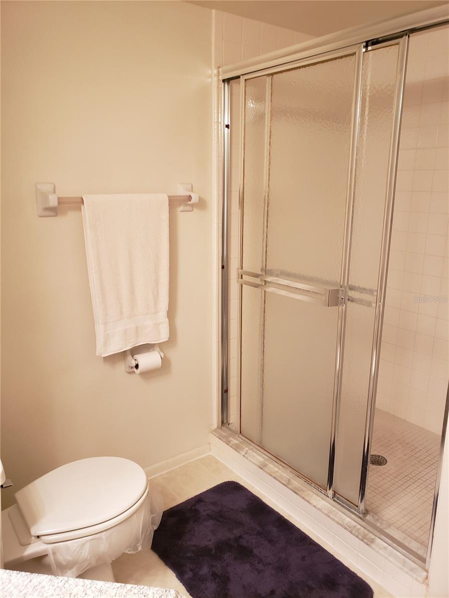 OAKS 03 - Residential Lease