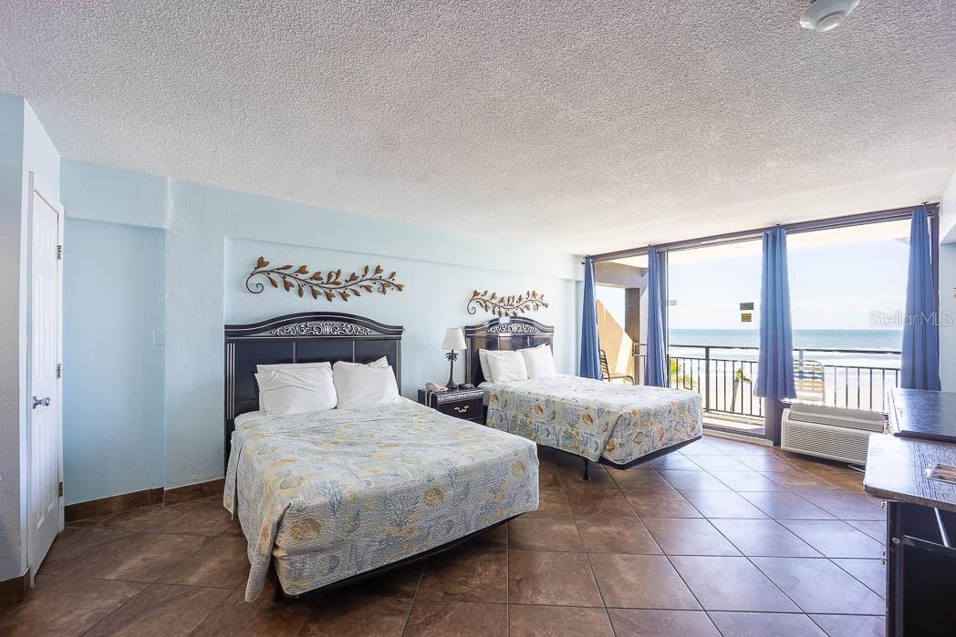 HAWAIIAN INN LC - Residential