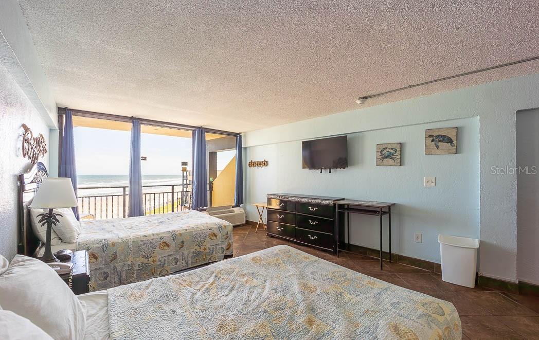 HAWAIIAN INN LC - Residential