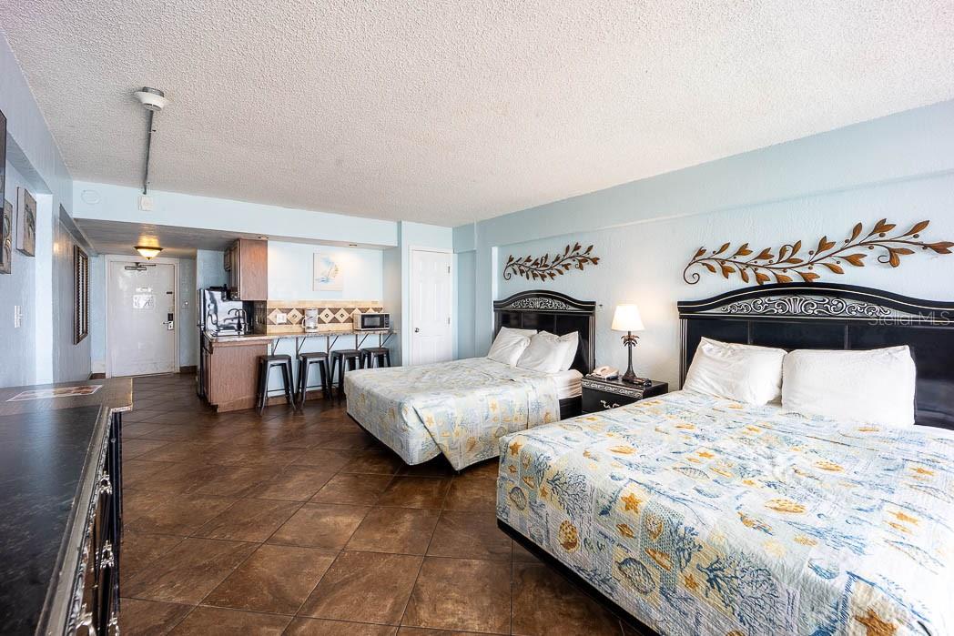 HAWAIIAN INN LC - Residential