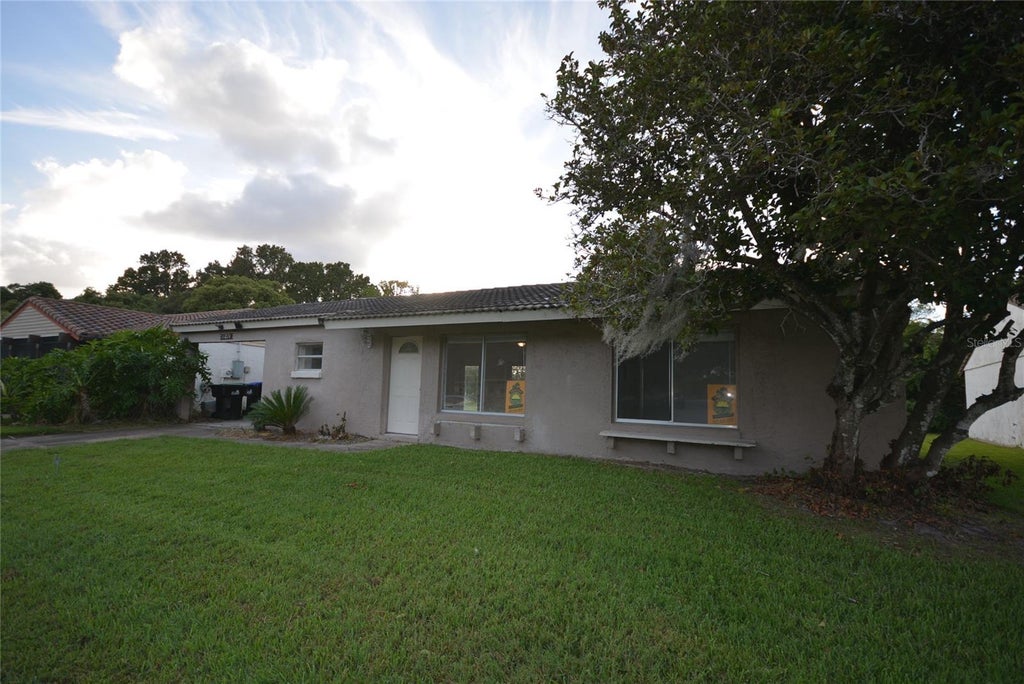 Photo of 10224 Matchlock Drive, Orlando, FL 32821 (MLS # O6454150)