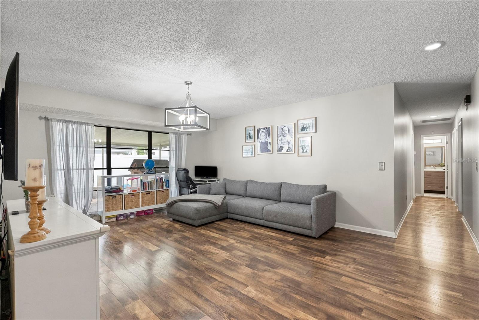 4010 BRAESGATE LANE