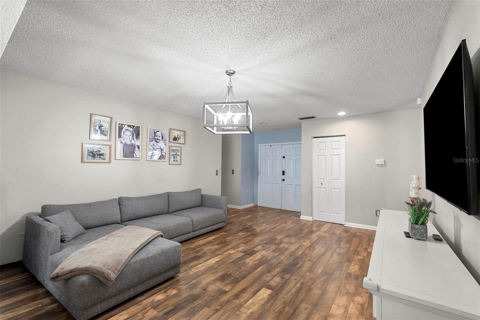 4010 BRAESGATE LANE