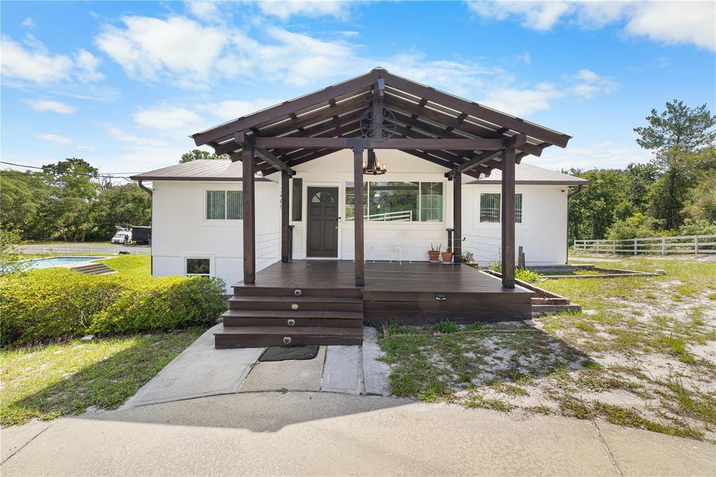 Photo of 2409 Lake Tiny Road, Deltona, FL 32738 (MLS # S5151762)