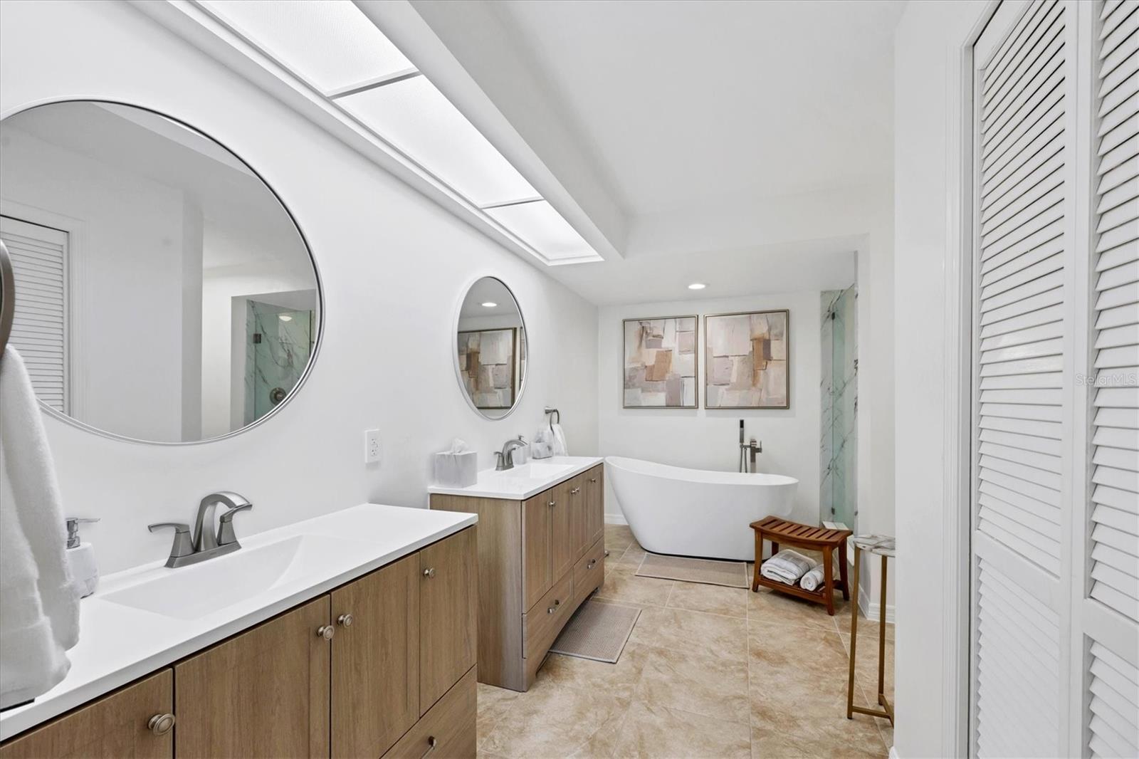 FAIRWAY WOODS - Residential