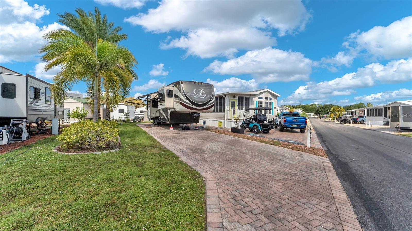 ELITE RESORTS AT CITRUS VALLEY CONDO UNIT 19 - Land