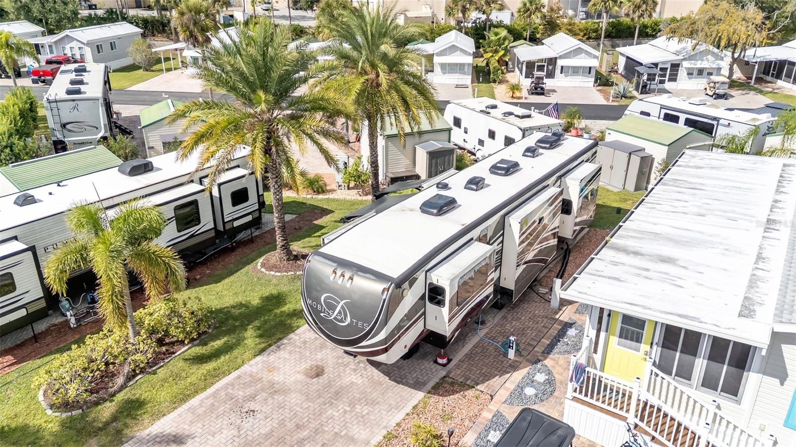 ELITE RESORTS AT CITRUS VALLEY CONDO UNIT 19 - Land