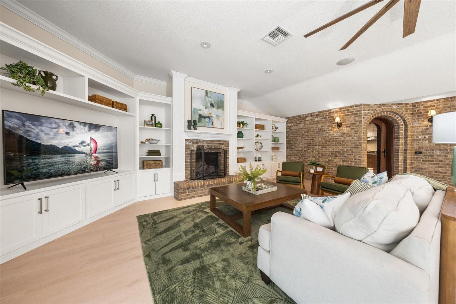 WEYBRIDGE WOODS-UNIT C - Residential