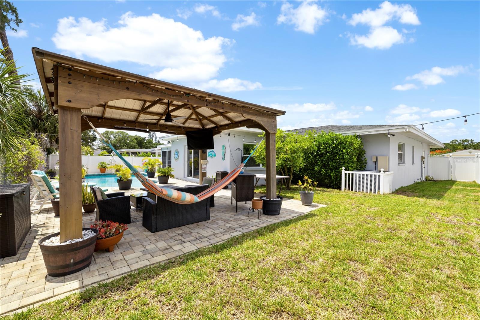 MEADOW LAWN PINELLAS ADD - Residential
