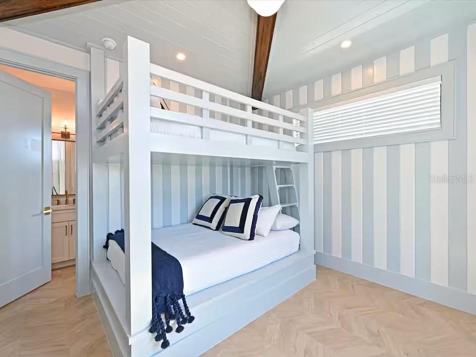 ILEXHURST - Residential
