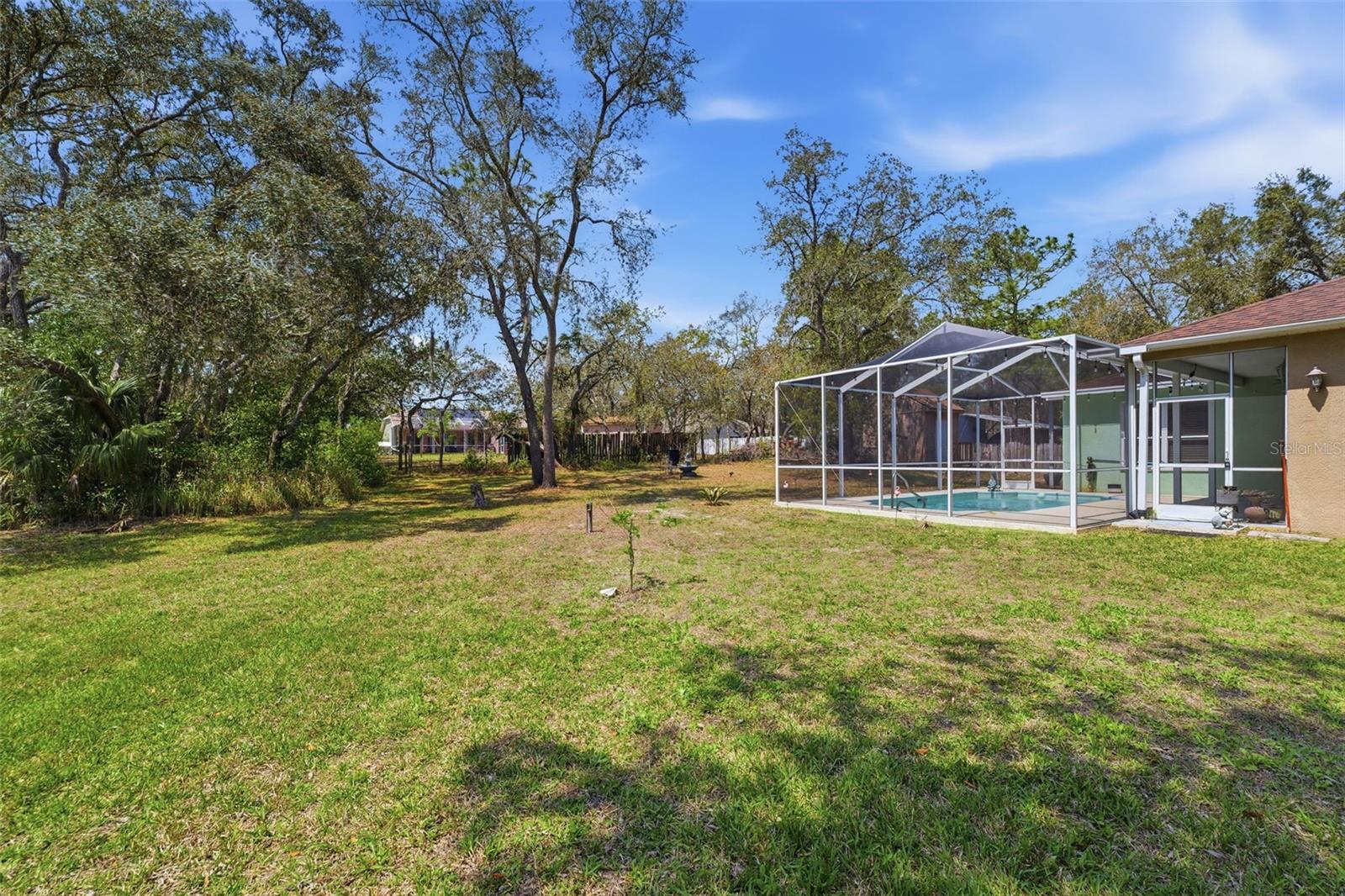 ROYAL HIGHLANDS - Residential