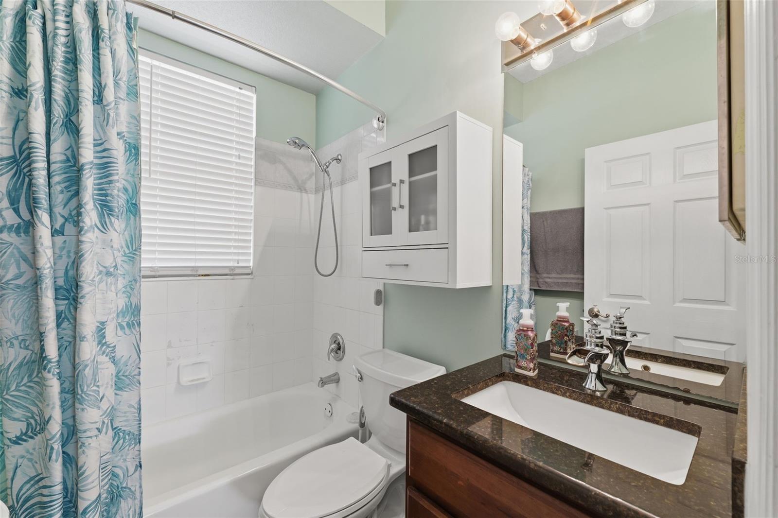 ROYAL HIGHLANDS - Residential