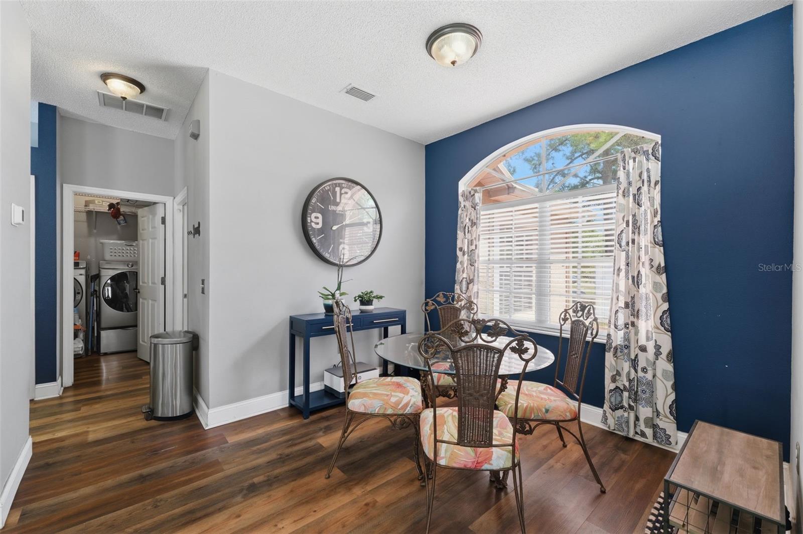 ROYAL HIGHLANDS - Residential