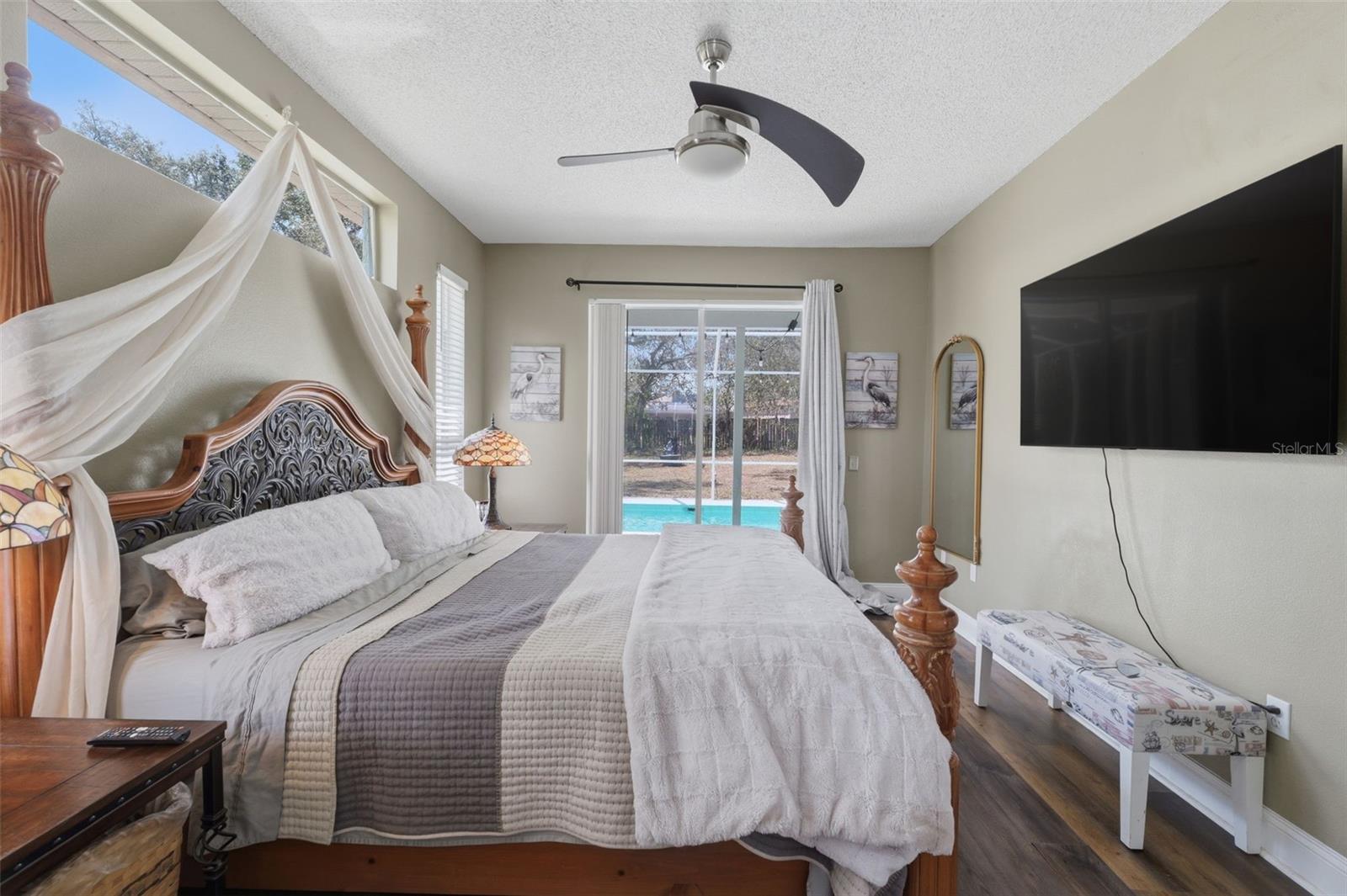 ROYAL HIGHLANDS - Residential