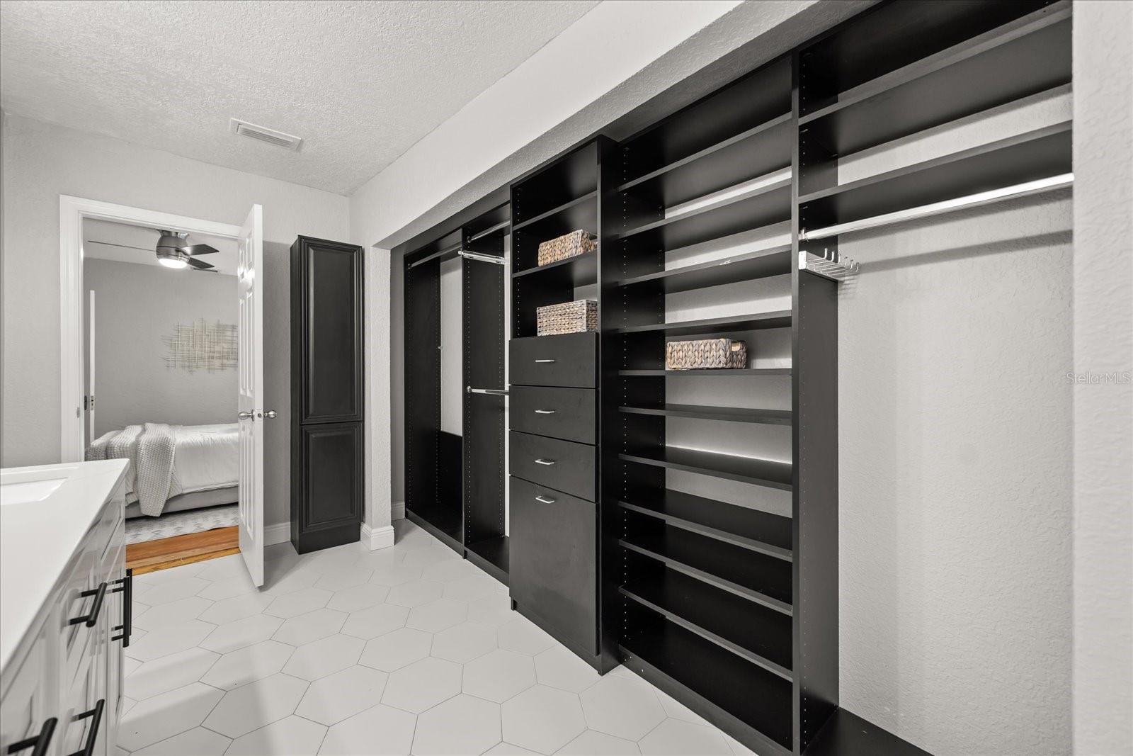 WILMAYELGIA - Residential