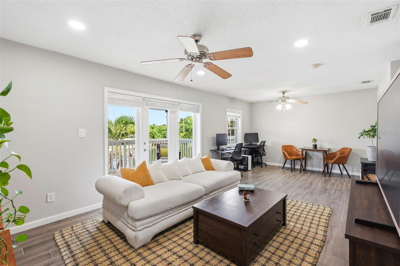 4725 COQUINA KEY DRIVE SE D