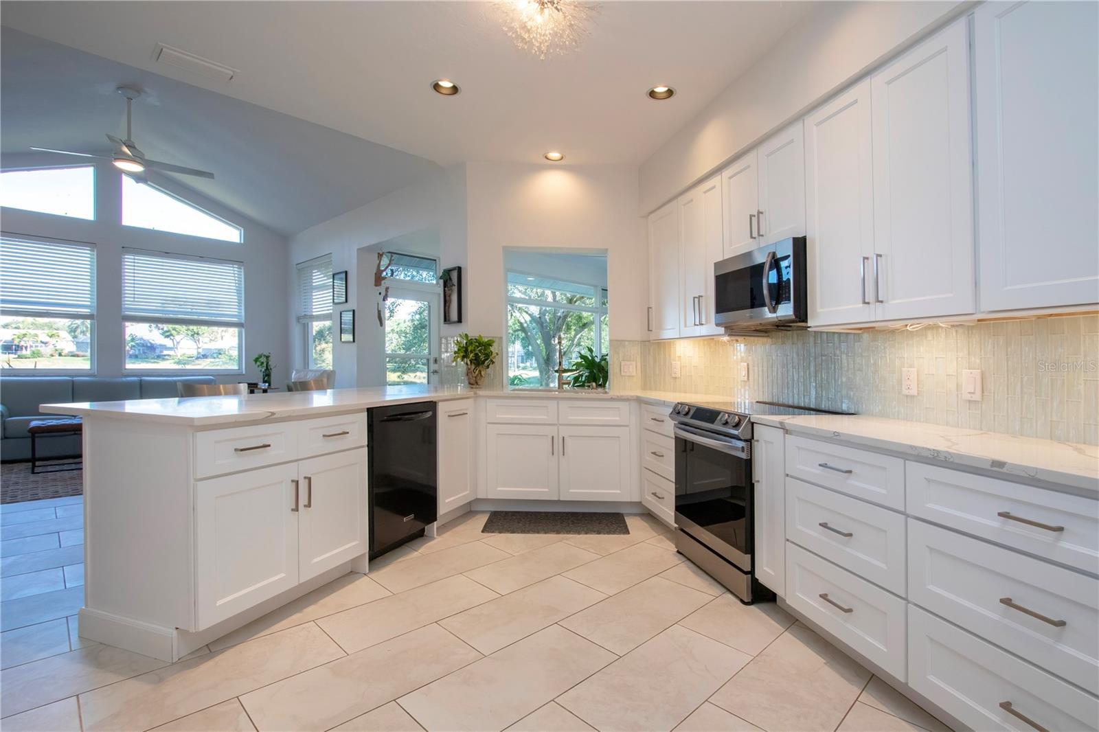 DEER CREEK - Residential