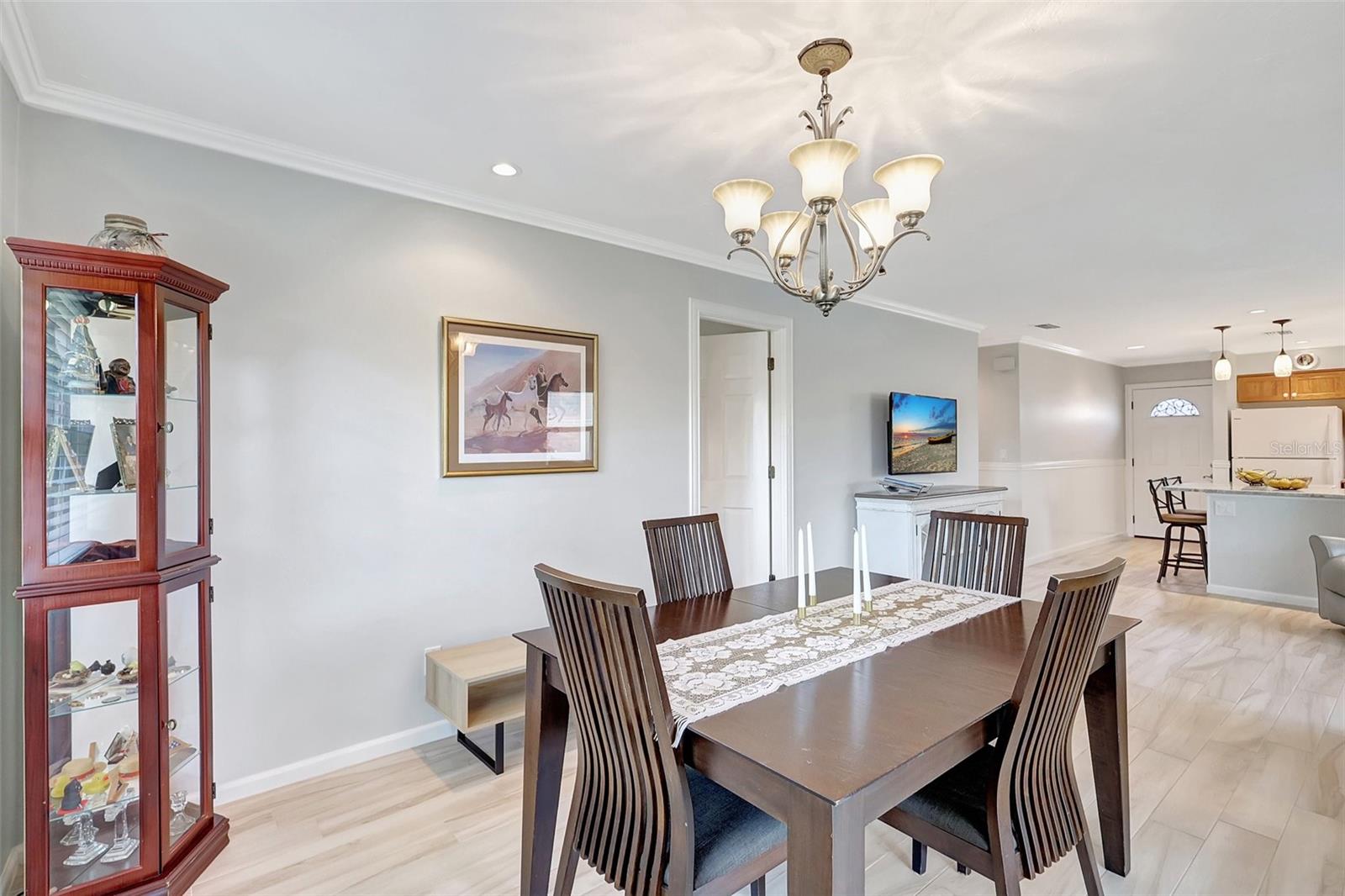 LAKE TIPPECANOE - Residential